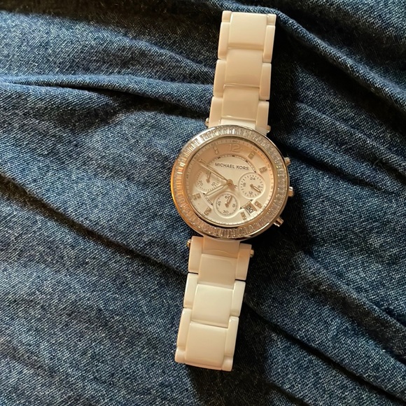 Michael Kors watch - Picture 1 of 4